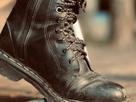 Como Cuidar Adequadamente de Botas: Dicas de Limpeza, Armazenamento e Manutenção
