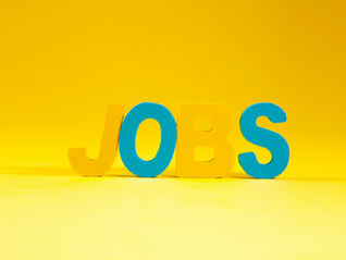 A Escola de Rádio TV e Web indica alunos para o mercado? Entenda como funciona