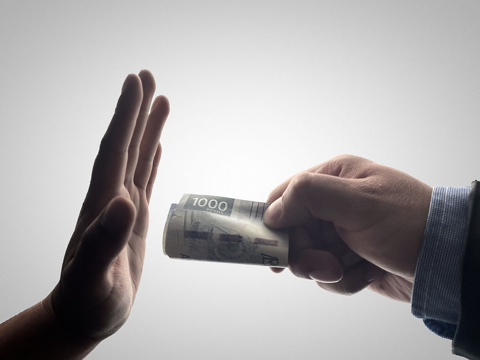 hand refusing bribe