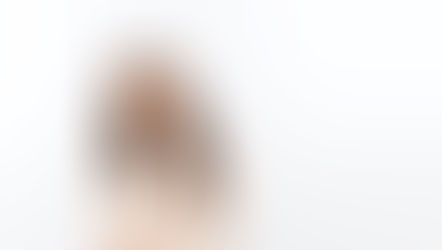Woman considering eyebrow microblading in Vancouver before booking her first appointment at Shirani Beauty Clinic.