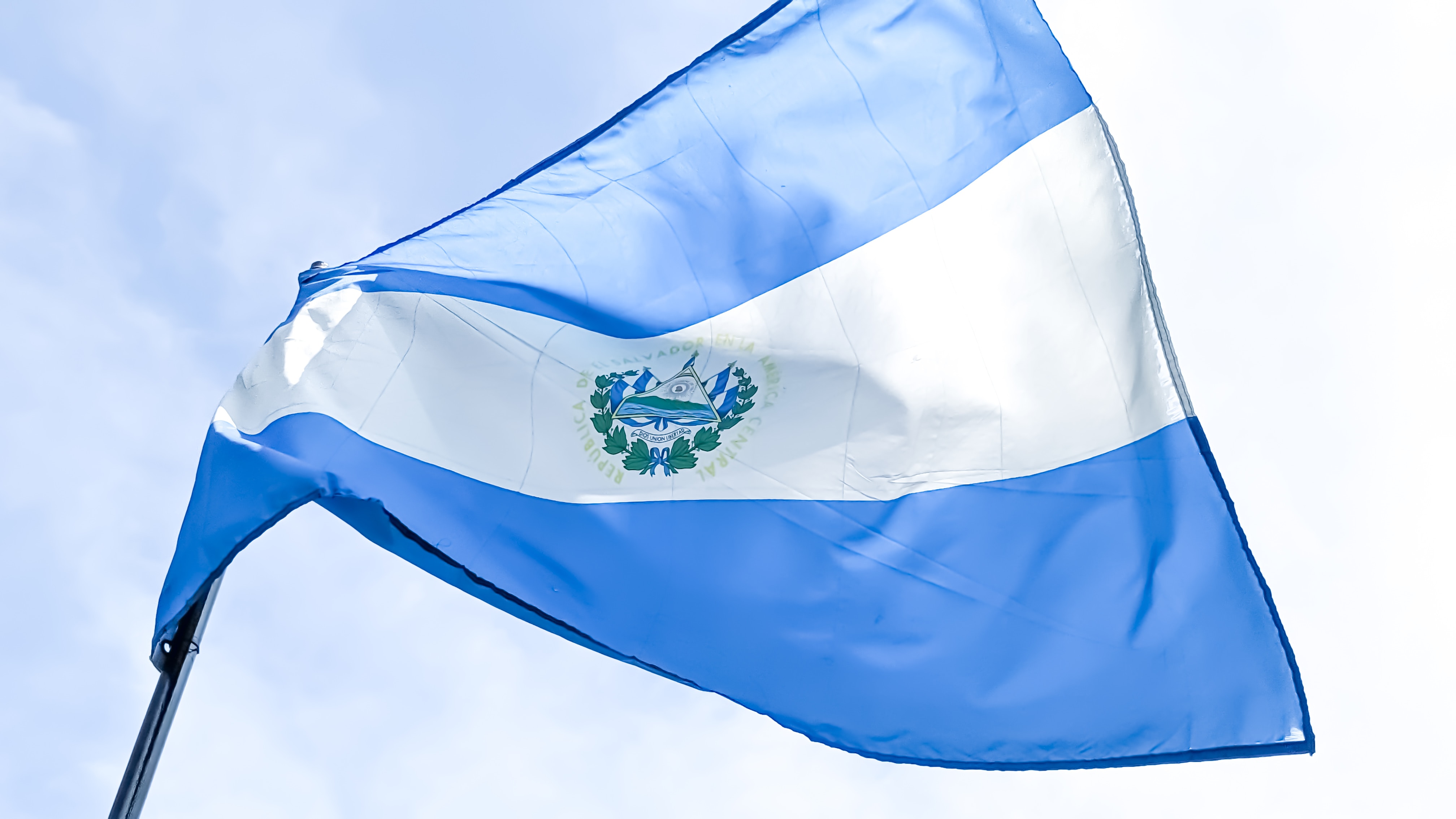 Evento deportivo en El Salvador impulsa economía con participación mexicana