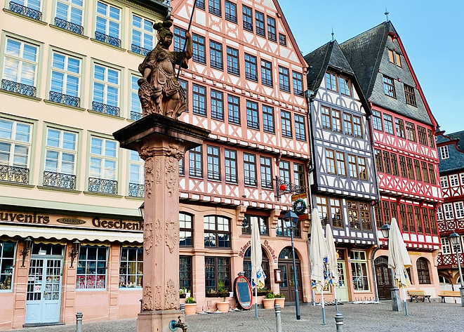 Image by Sanjay B auf Unsplash