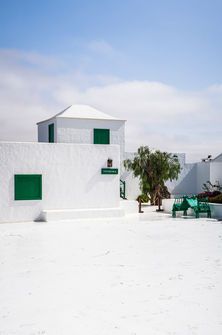 Image by Javier Balseiro