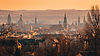 Skyline von Dresden mit Frauenkirche im Abendlicht