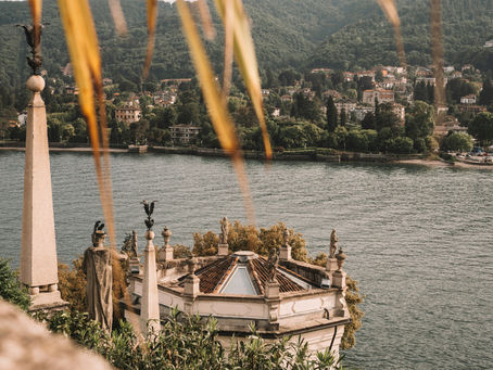 Scorcio del Lago Maggiore con vista all'isola