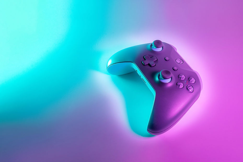 Image by Javier MartÃnez
