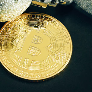 Tracing Bitcoin: Navigating the Complex Web of Digital Transactions