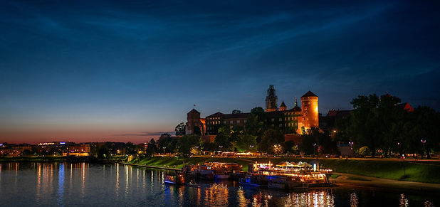 Image by Jakub Tomasik
