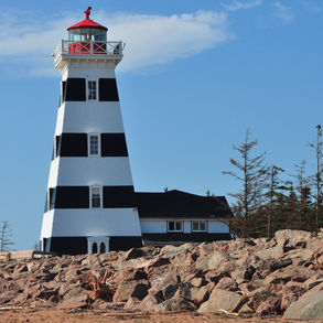 lighthouse in prince edward island