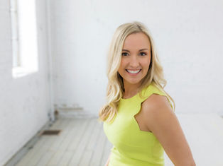 How to Wear Peridot Jewelry: Metal Choice, Styling Tips, and Gemstone Healing Synergy