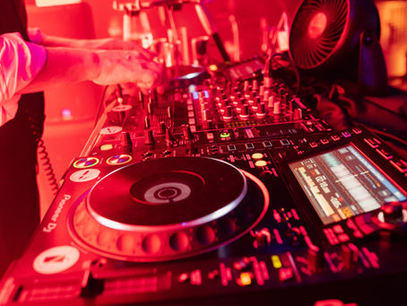 DJ Hire Edinburgh: Elevate Your Wedding with Blu Promotions
