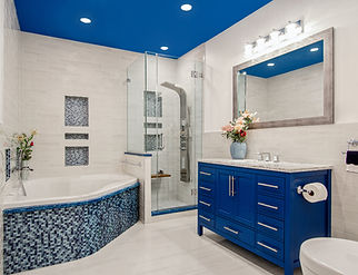 Jacksonville pre-renovation bathroom cleaning near me – We remove dust and buildup from surfaces, creating a clean workspace before remodeling.