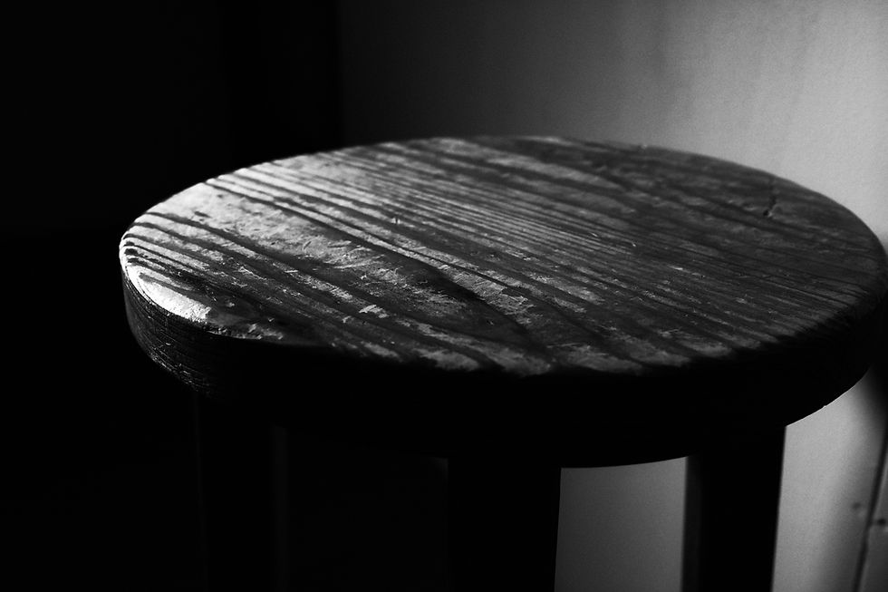 SPOOKY BLACK STOOL