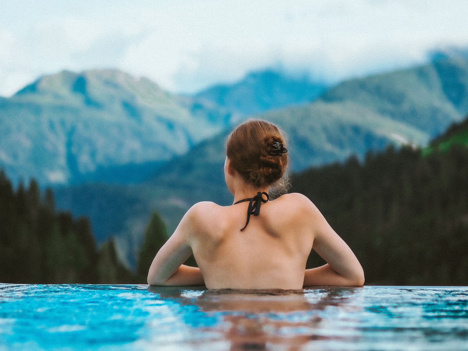 Nothing like a warm dip in a hot tub after a cold day on the slopes