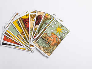 Tarot deck fan