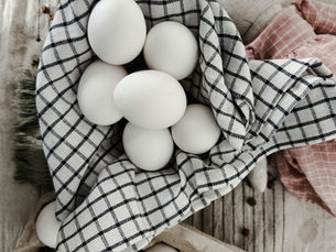 Oeuf Cocotte: Französische Eleganz im Ofen