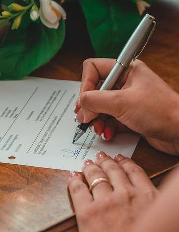 Image by Colynary Media