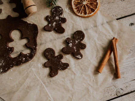 How to Make Homemade Cinnamon Ornaments