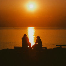 Ich fühle mich zyklisch wie durchgeschleudert: Ein Wegweiser aus Überforderung und Gedankenchaos