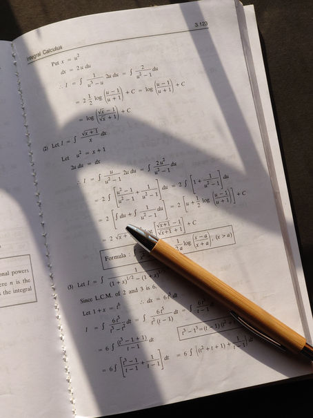 How to Build Confidence in Maths: Tips for Children and GCSE Students