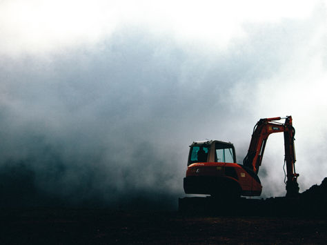digger in the mist