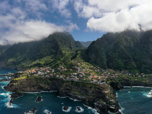 Summer Isn't Over Yet. It's the Right Time to Book That Next Vacation.