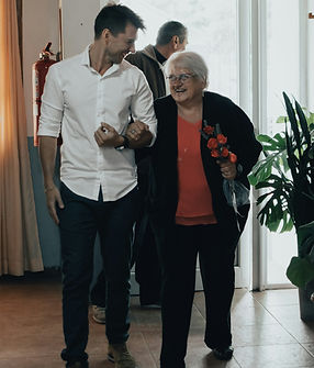 Image by gaspar zaldo