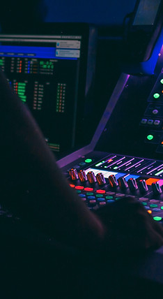 Image by Denisse Leon