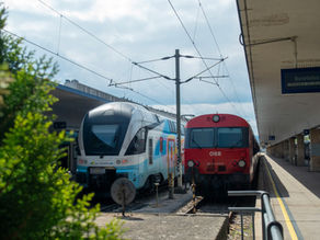 EB2和EB3排期:职业移民排期机制与中国申请人策略指南