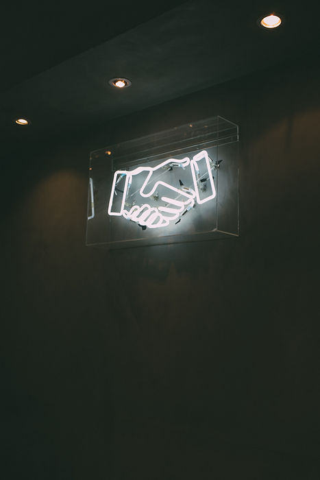 Image by charlesdeluvio