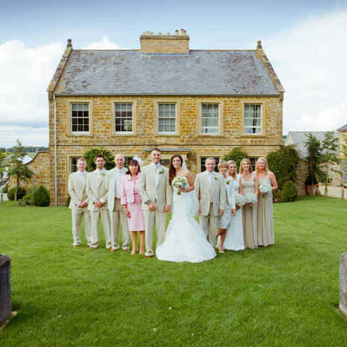 How to Handle Family Opinions When Planning a Small Wedding