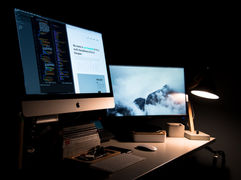ARE YOU LOOKING FOR A STRONG WEB DESIGN - SEO - and MARKETING PERSON?