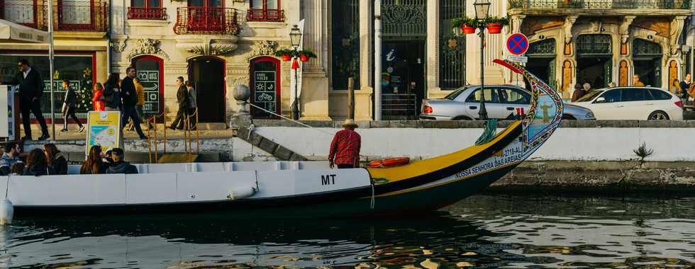 Barcos típicos de Aveiro em destaque