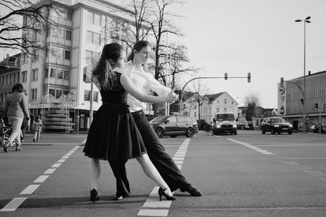 Who’s Leading the Dance? Navigating the Nonprofit Board Relationship