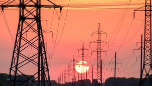 Ejecutivo propone reforma eléctrica para aumentar obligaciones de distribuidoras