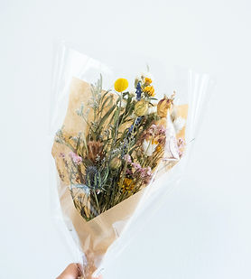 dried flower bundle