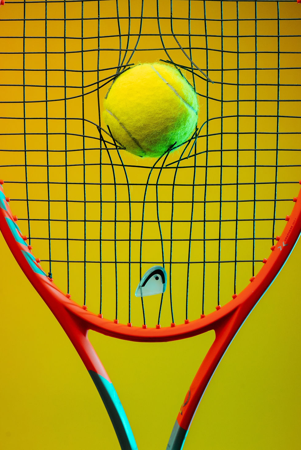 Broken raquet
