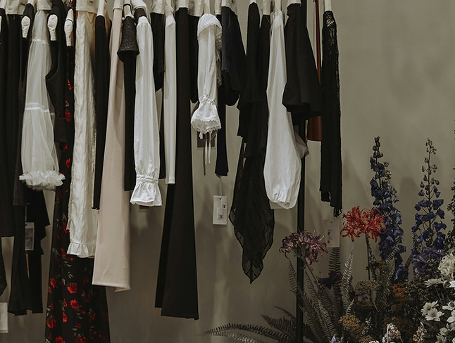 Image by Sou Jest