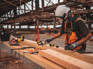Construction project crew member travel project rates