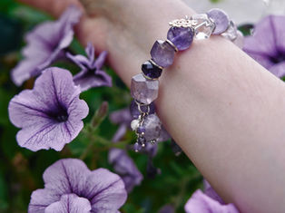 The Modern Essentials: The Best 3 Pisces Gemstone Jewelry Pieces