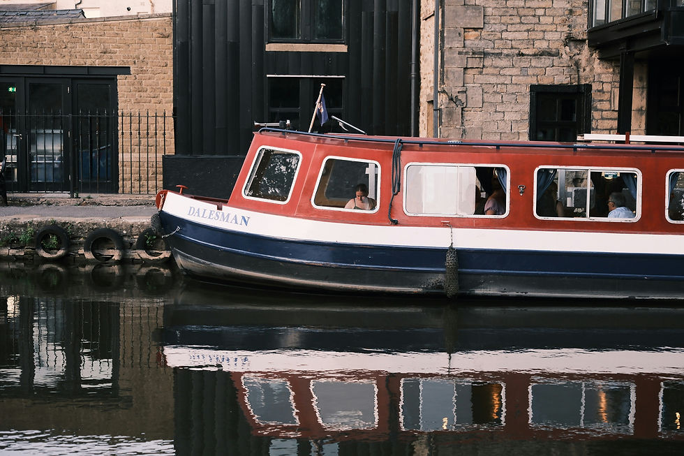 Image by Tya Syahara