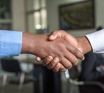 A hand shake deal describing Sell Your Property section of Lagos Homes your personal real estate buyer's agent to purchase property in Portugal