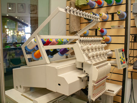 T-Shirt Printing and Embroidery Techniques for High-Quality Custom Apparel