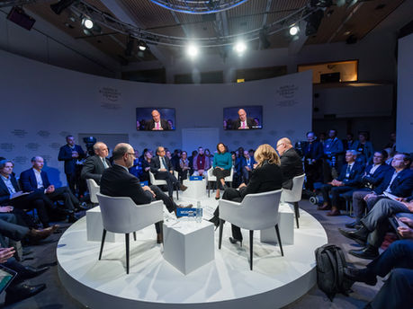 Why Smaller Industry Conferences Are Becoming More Valuable