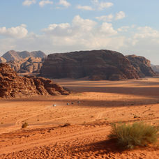 ACS Briefings: Rebuilding Water Security - Why Solar Desalination Must Anchor Post-War Recovery in the Middle East by Prof. Peter Platzer