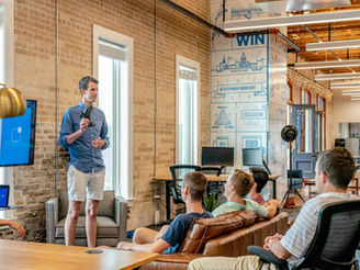 Master The Art Of Speaking Confidently In Your Workplace