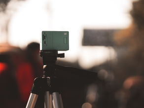 NGƯỜI ẢNH HƯỞNG – HỌ LÀM GÌ?