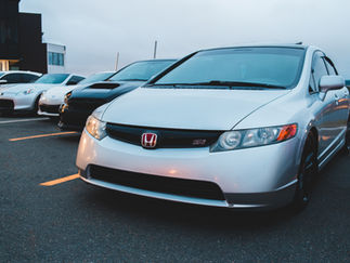 Cars. Image by Erik Mclean