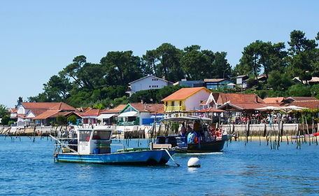Destination le Cap Ferret et l'Ovniport d'Arès