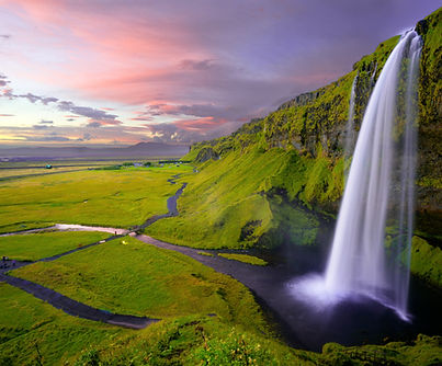 Image by Robert Lukeman